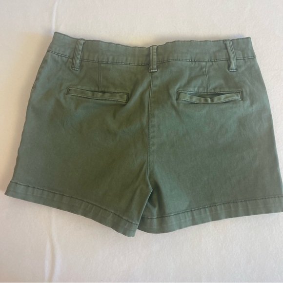 Olive Green Minimalist Micro Shorts Size 6 Summer Capsule Cotton Utility - Picture 6 of 10